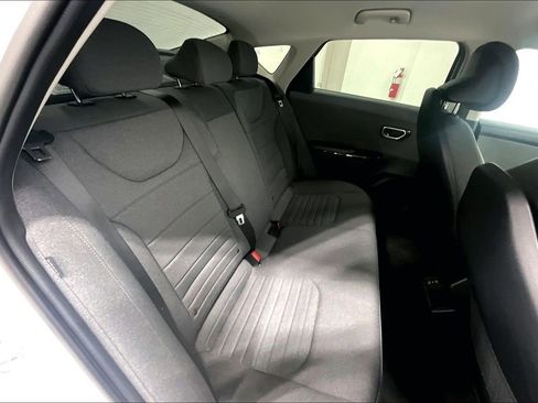 Used 2025 Kia K4 EX image 26