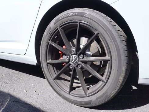 Used 2025 Volkswagen Jetta GLI Autobahn image 6