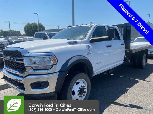 Used 2020 RAM 5500 Tradesman w/ Chrome Appearance Group AWD/4WD image 1