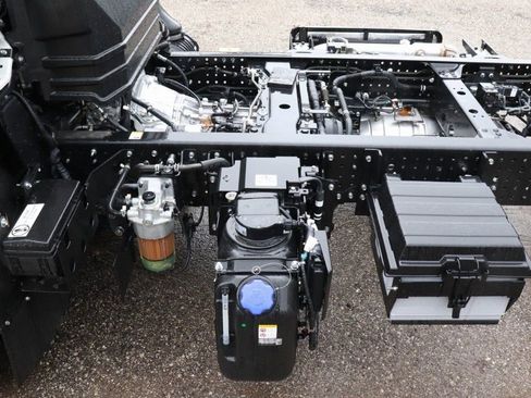 New 2025 Isuzu NPR HD image 20