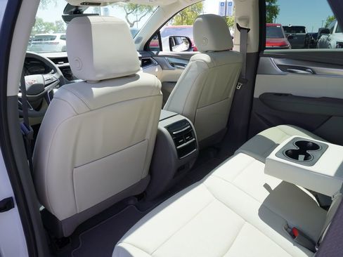 New 2025 Cadillac XT5 Premium Luxury w/ Technology Package image 10