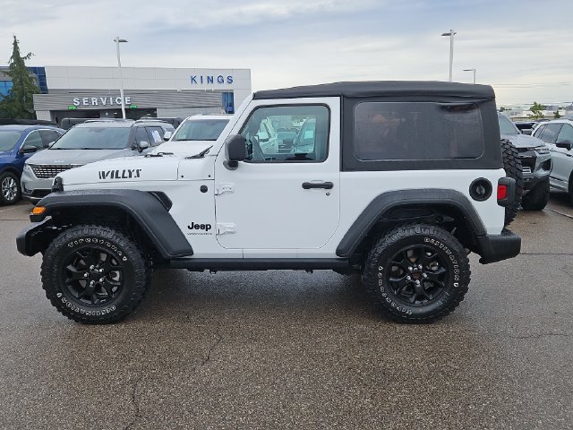 Used 2023 Jeep Wrangler Sport AWD/4WD image 2