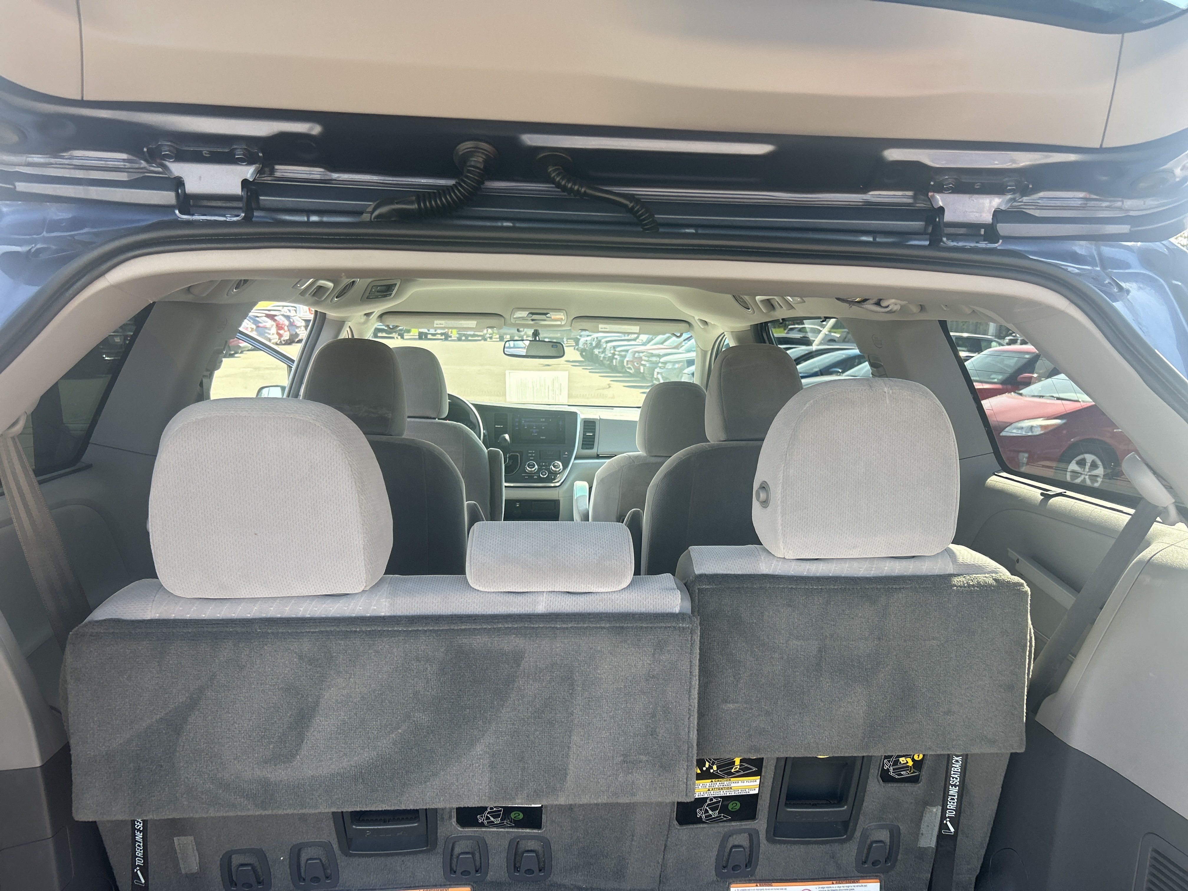 Used 2017 Toyota Sienna LE AWD/4WD image 8