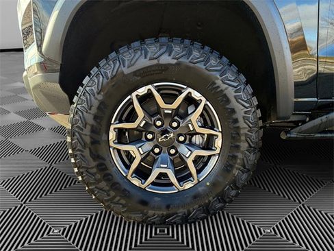 New 2026 Chevrolet Colorado ZR2 w/ Technology Package image 9