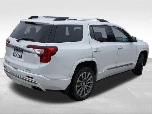 Used 2021 GMC Acadia Denali w/ Denali Ultimate Package image 3