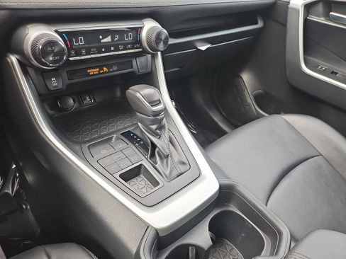 Used 2019 Toyota RAV4 XLE Premium w/ All Weather Liner Package AWD/4WD image 23