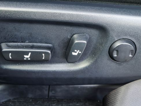 Used 2018 Toyota 4Runner SR5 image 11