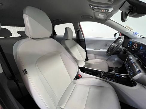 Used 2024 Hyundai Kona SEL image 9