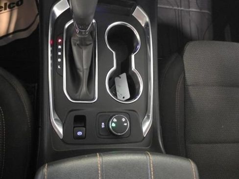Used 2021 Chevrolet Traverse LT w/ LPO, Floor Liner Package AWD/4WD image 34