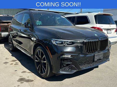 Used 2022 BMW X7 xDrive40i w/ M Sport Package image 2
