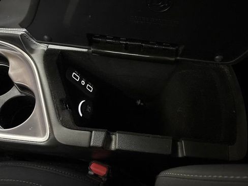 Used 2019 Dodge Challenger R/T RWD image 44