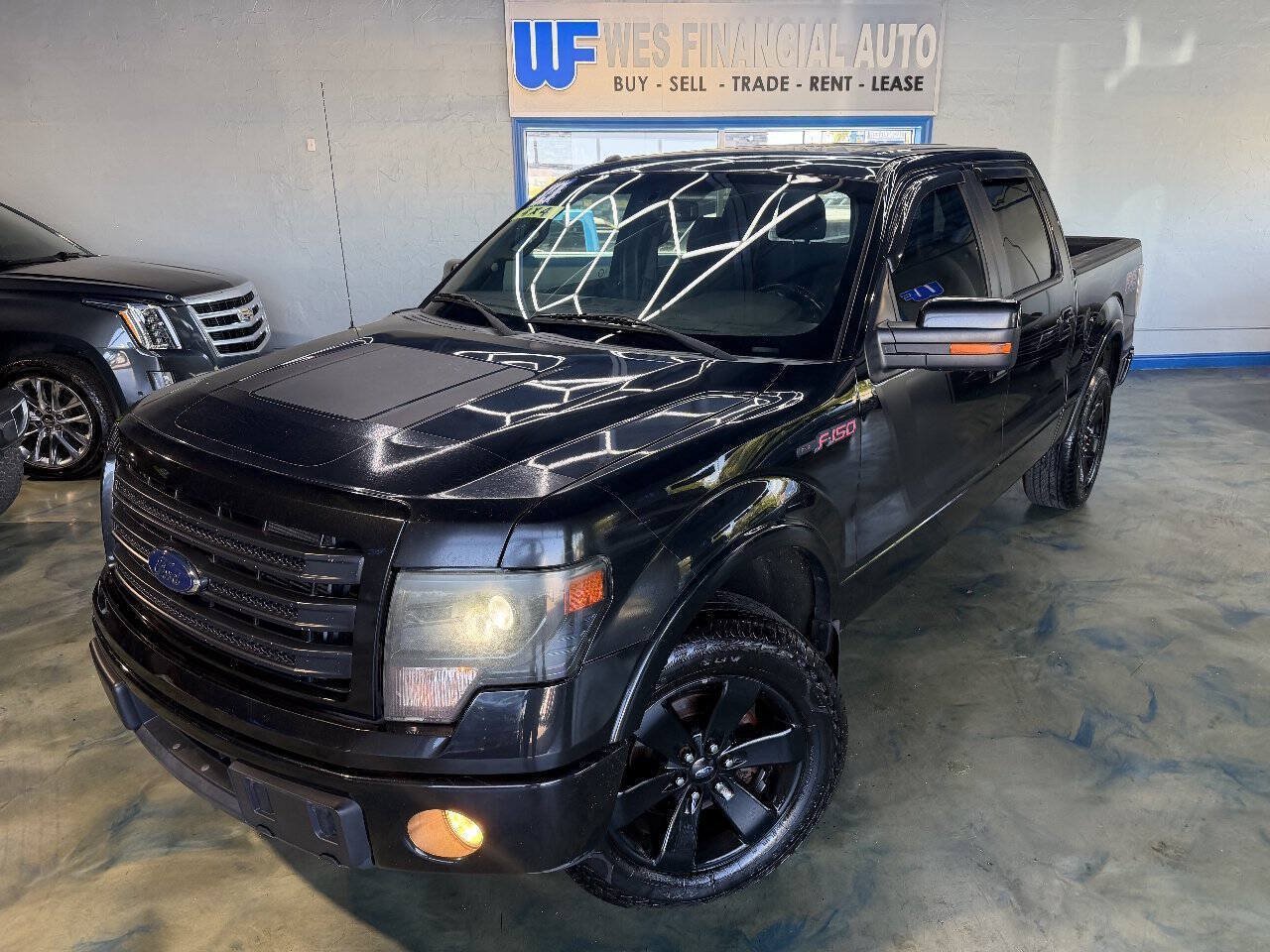 Used 2014 Ford F150 FX4 w/ Equipment Group 402A Luxury AWD/4WD image 1
