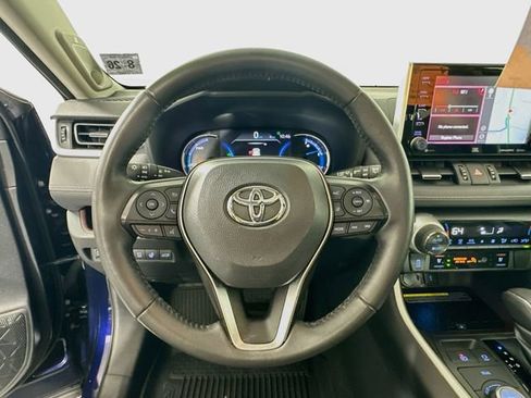 Used 2021 Toyota RAV4 Limited AWD/4WD image 13