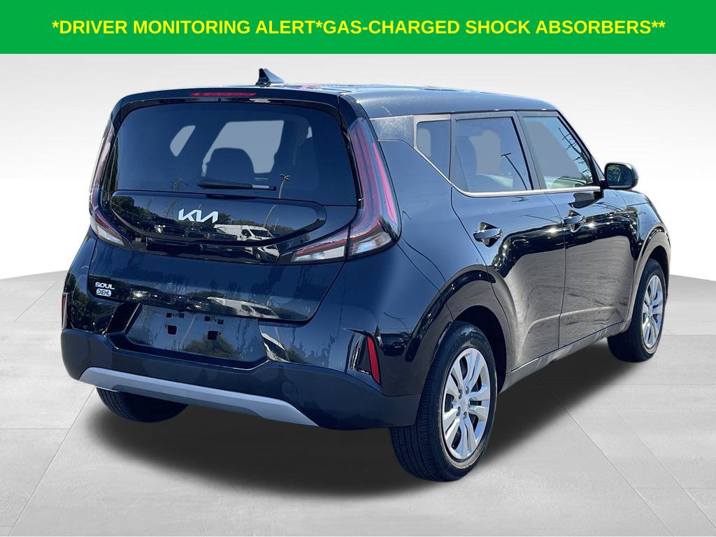 Used 2025 Kia Soul LX FWD image 6