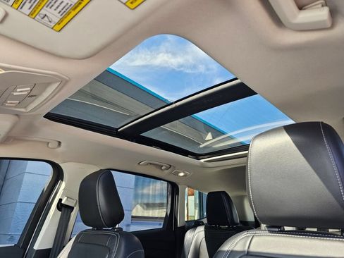 Used 2018 Ford Escape SEL w/ Canadian Touring Package AWD/4WD image 22