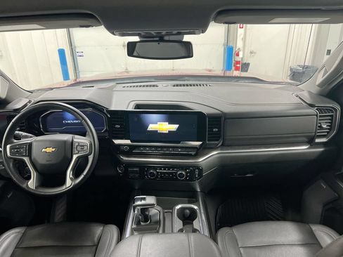 Used 2024 Chevrolet Silverado 1500 LTZ w/ LTZ Convenience Package II AWD/4WD image 10