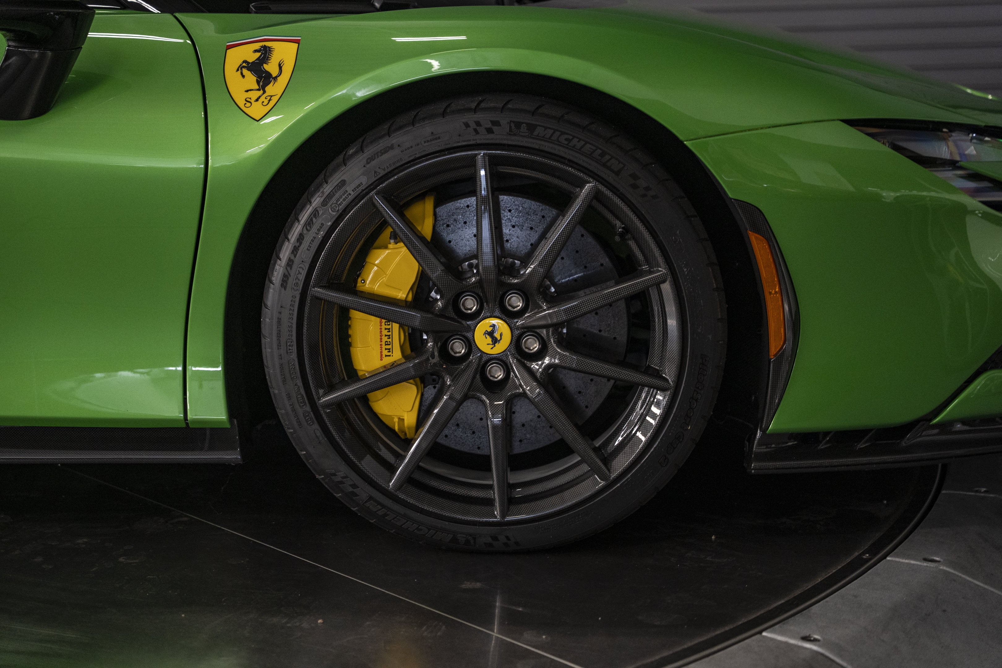 Used 2025 Ferrari SF90 Spider AWD/4WD image 27