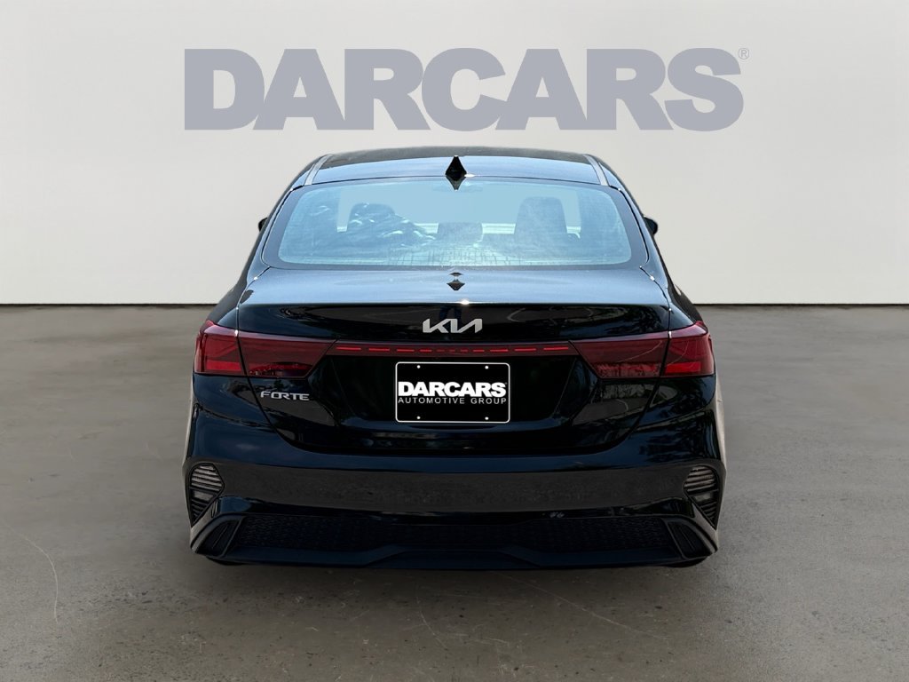 Used 2023 Kia Forte LXS FWD image 6