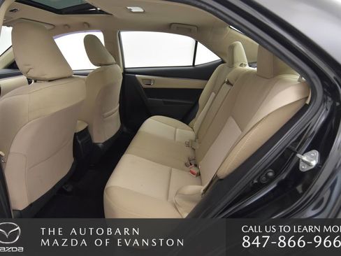 Used 2015 Toyota Corolla LE image 18