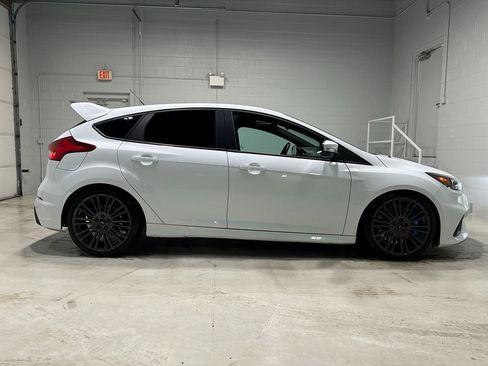 Used 2017 Ford Focus RS image 2
