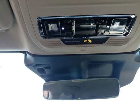 New 2026 Lincoln Corsair Premiere image 24