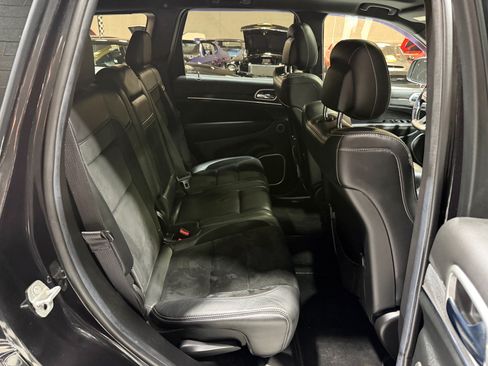 Used 2014 Jeep Grand Cherokee SRT8 w/ Luxury Group II AWD/4WD image 45