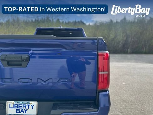 Used 2024 Toyota Tacoma TRD Off-Road AWD/4WD image 7