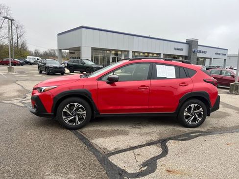 Certified 2025 Subaru Crosstrek 2.5i Premium image 4