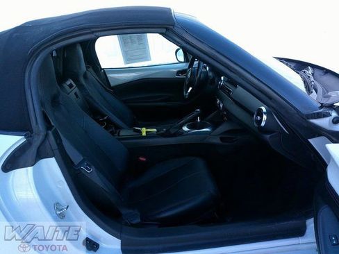 Used 2016 MAZDA MX-5 Miata Grand Touring image 19