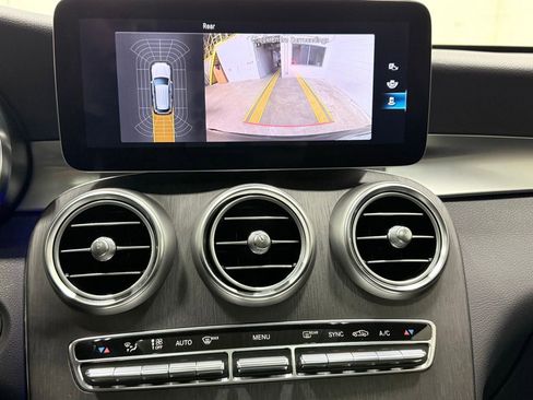 Used 2022 Mercedes-Benz GLC 300 image 22
