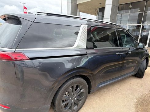 Used 2024 Kia Carnival SX Prestige FWD image 4