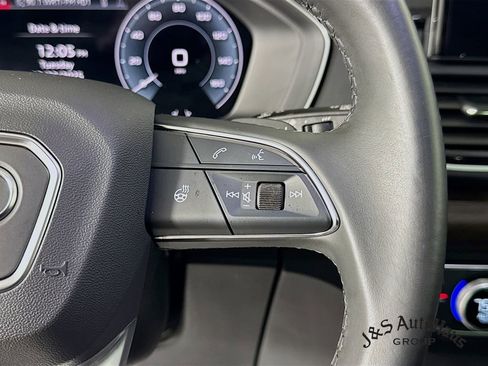 Used 2024 Audi Q5 e Premium Plus w/ Premium Plus Package image 14