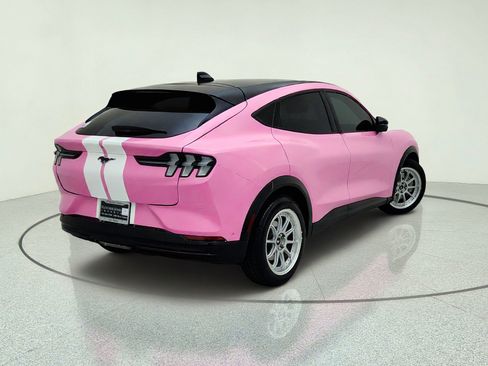 Used 2023 Ford Mustang Mach-E Premium AWD/4WD image 9