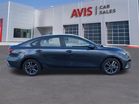 Used 2024 Kia Forte LXS image 7