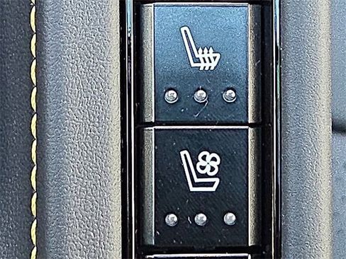 New 2025 Chevrolet Corvette E-Ray w/ ZER Performance Package image 20