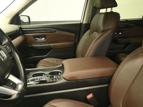Used 2024 Honda Pilot Elite image 23