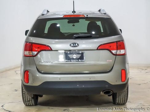 Used 2015 Kia Sorento LX AWD/4WD image 7