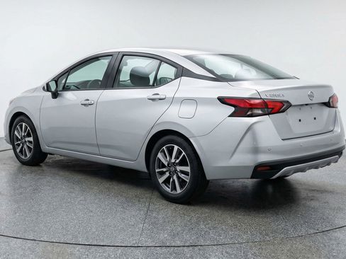 Used 2025 Nissan Versa SV image 6