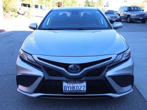 Used 2021 Toyota Camry XSE image 9