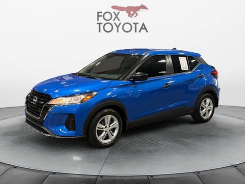 Used 2024 Nissan Kicks S FWD image 1