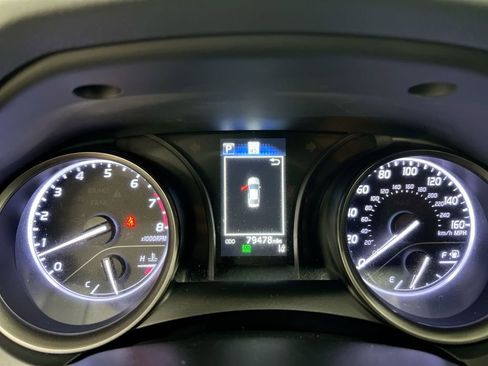 Used 2022 Toyota Camry SE image 12