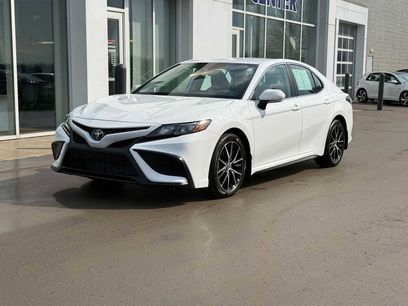 Used 2023 Toyota Camry SE w/ Convenience Package