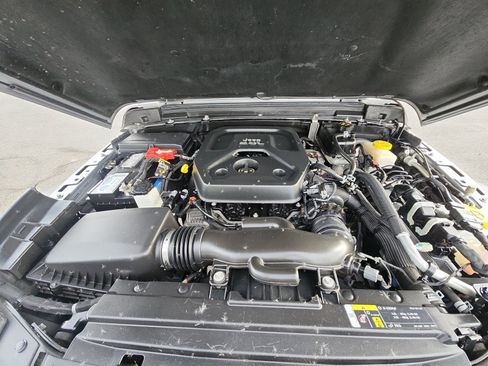 Used 2020 Jeep Wrangler Unlimited Sport S image 22