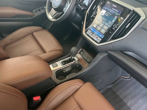 Used 2024 Subaru Ascent Touring AWD/4WD image 20
