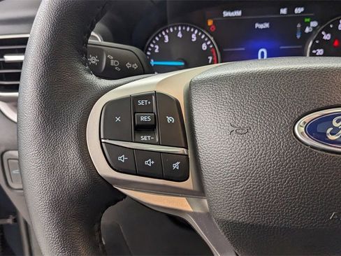 Certified 2023 Ford Explorer XLT w/ Equipment Group 202A image 34