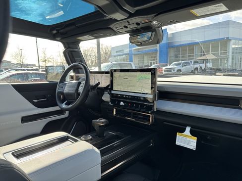 New 2025 GMC Hummer EV 3X w/ Battery Pack, 24 Module Pack image 17