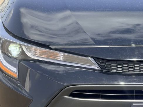 Used 2025 Toyota Corolla LE FWD image 4