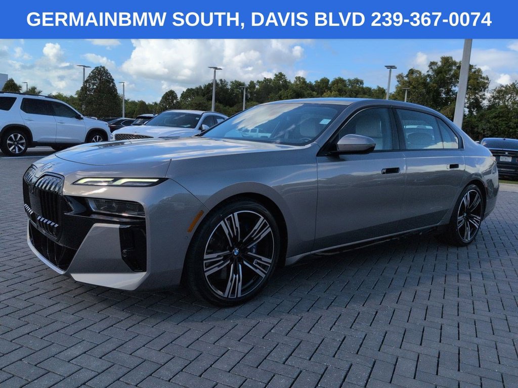 Used 2023 BMW 740i RWD image 1