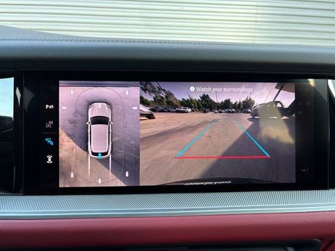 Certified 2026 Porsche Cayenne AWD/4WD image 19