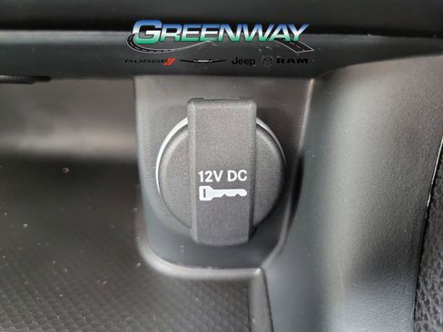 Used 2023 Dodge Charger R/T w/ Technology Group image 14